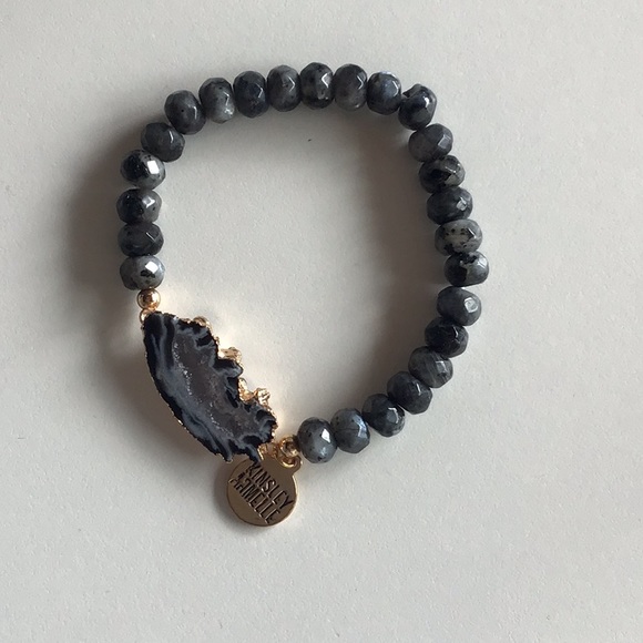 Kinsley Armelle Agate Collection